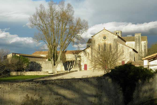 Abbaye-Silvacanne-1