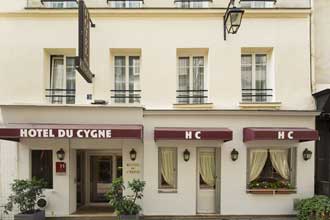 Paris-hotel-du-cygne-facade