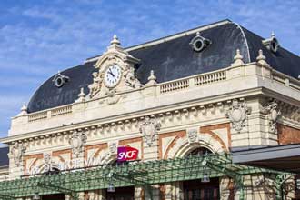 Gare-de-Nice-Fotolia_809833