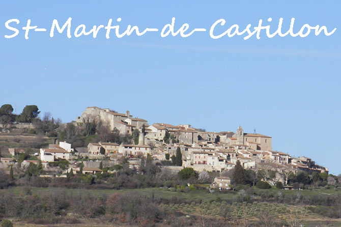 Village de Saint-Martin-de-Castillon à visiter (84)